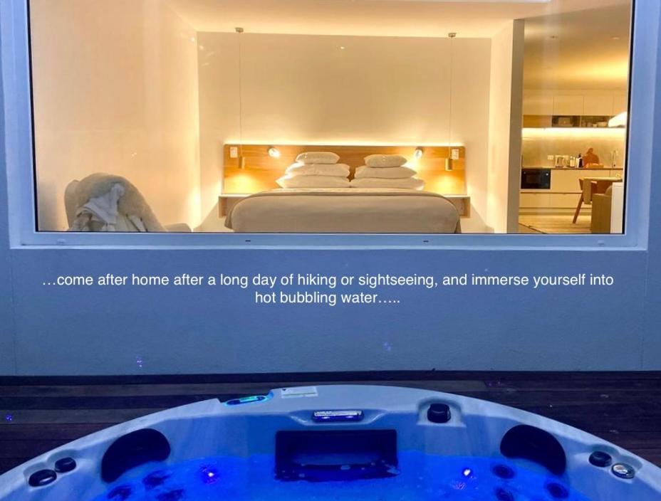 Saltwater - Absolute Oceanfront, Fire Pits, Some Villas With Hot Tubs And Sauna Falmouth Екстериор снимка