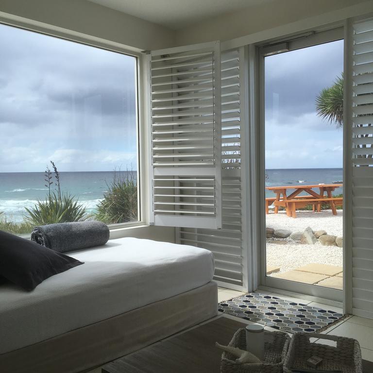 Saltwater - Absolute Oceanfront, Fire Pits, Some Villas With Hot Tubs And Sauna Falmouth Стая снимка