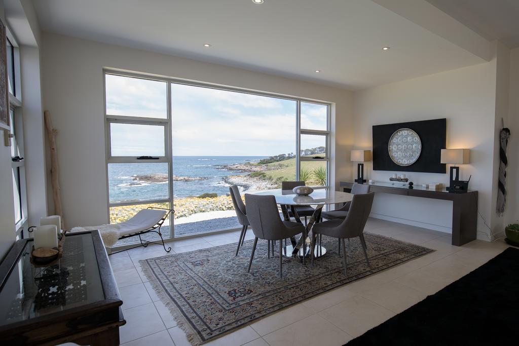 Saltwater - Absolute Oceanfront, Fire Pits, Some Villas With Hot Tubs And Sauna Falmouth Екстериор снимка